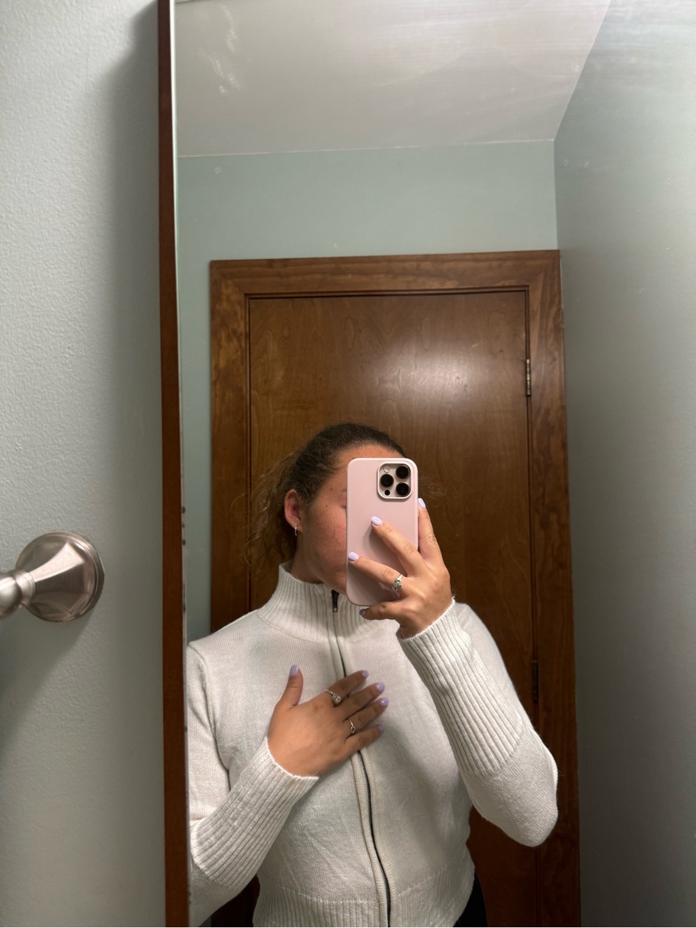 Vigoss White Zip-Front Ribbed Mock-Neck Sweater